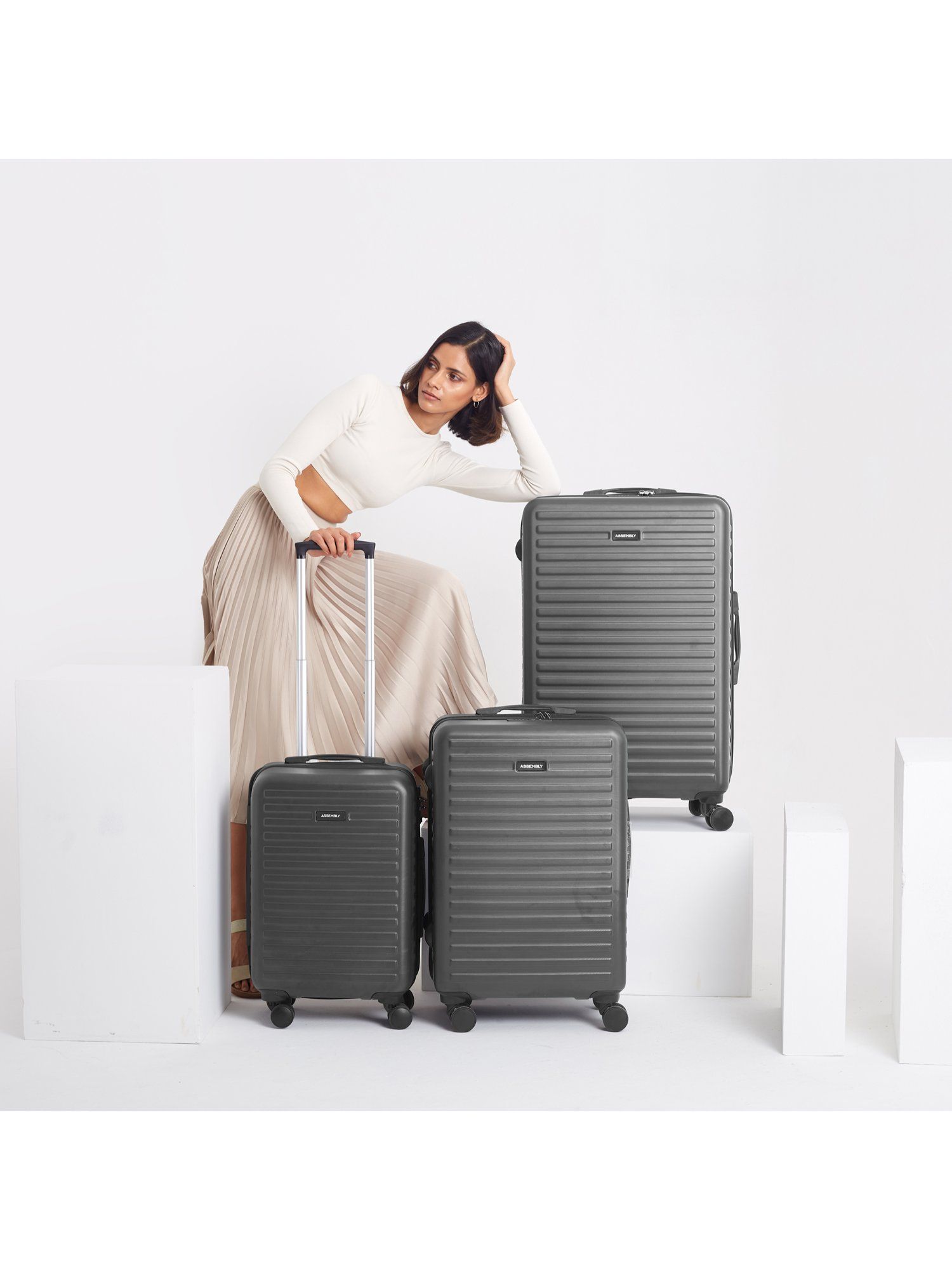 Assembly Hard Body Set of 3 Luggage - Check In (24, 28 inch), Cabin Trolley Bag (20 inch) - Grey