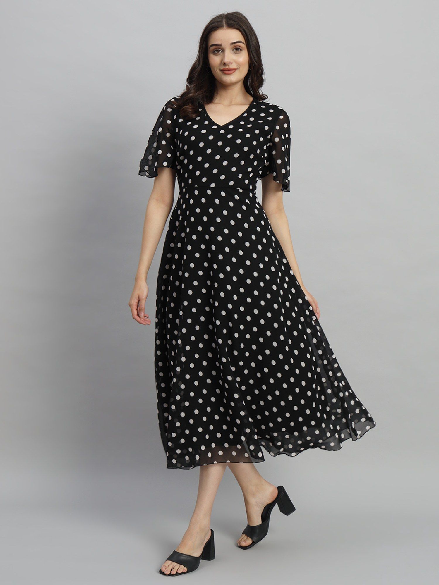 Curvydrobe Women Black Polka Dot Print Maxi A line Midi Dress