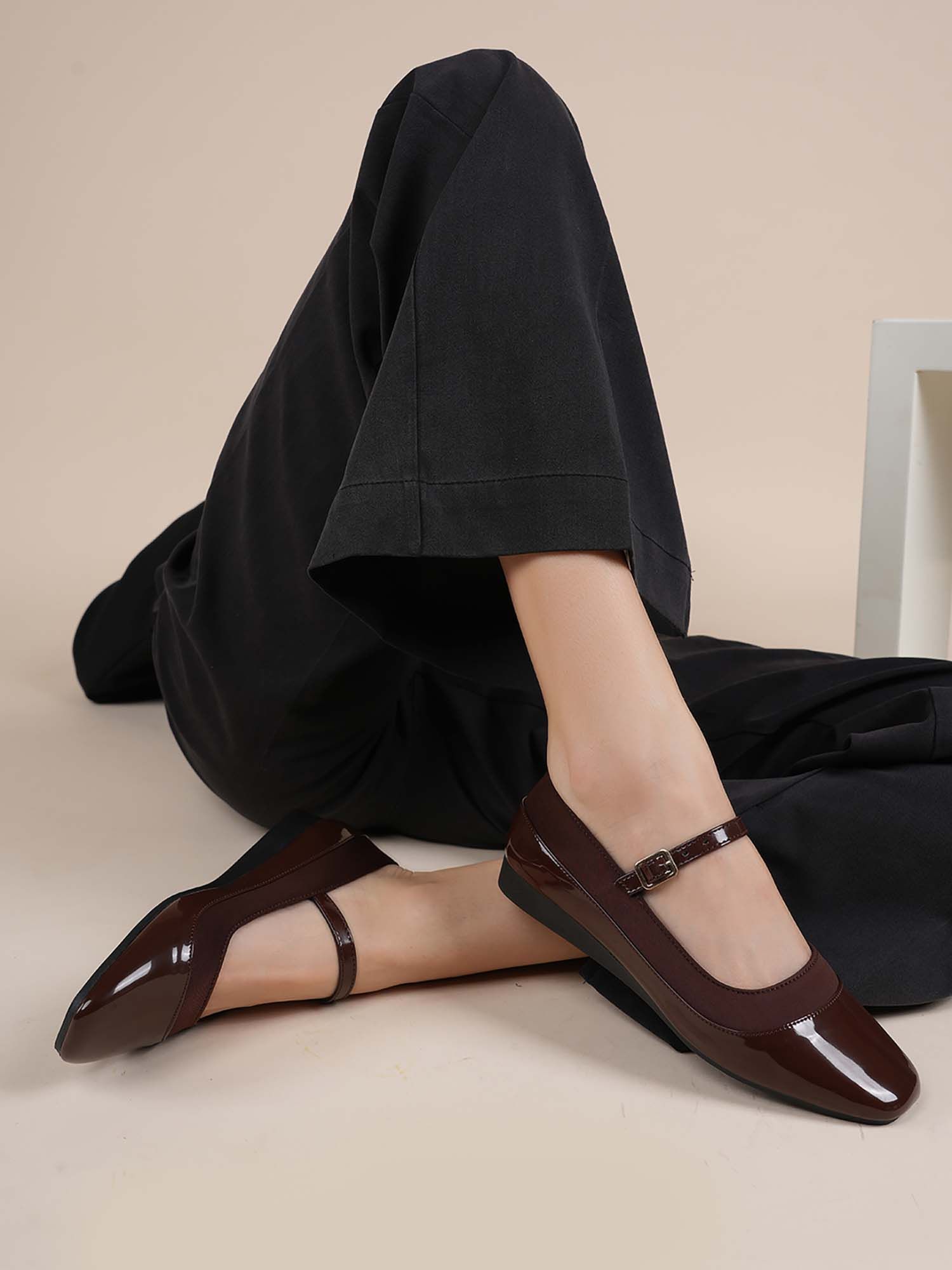 Drop Bold Brown Elegant Mary Jane Ballerinas for Women