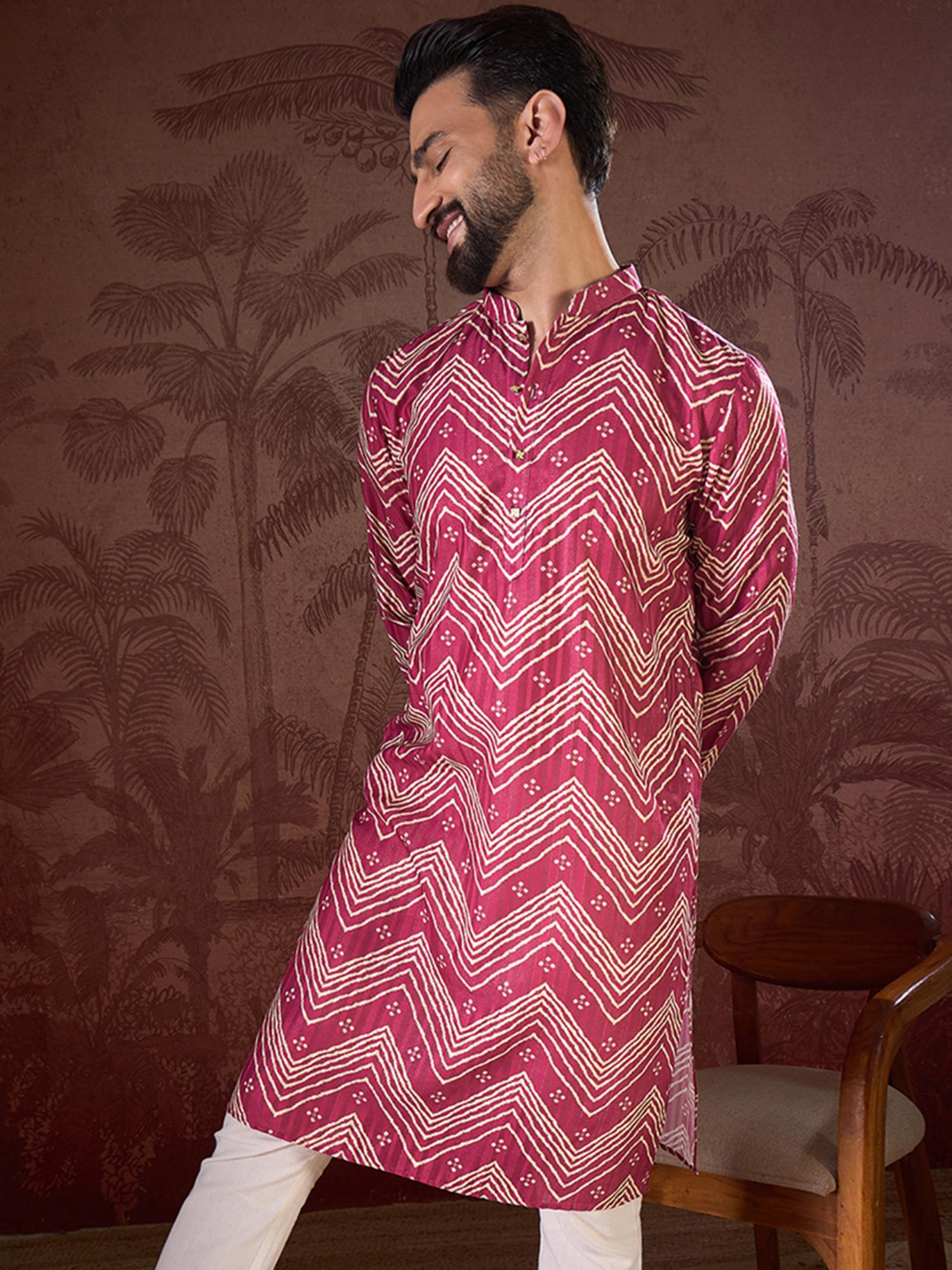 ETHNIC BAY Men Silk Blend Magenta Geometric Kurta with Pyjama