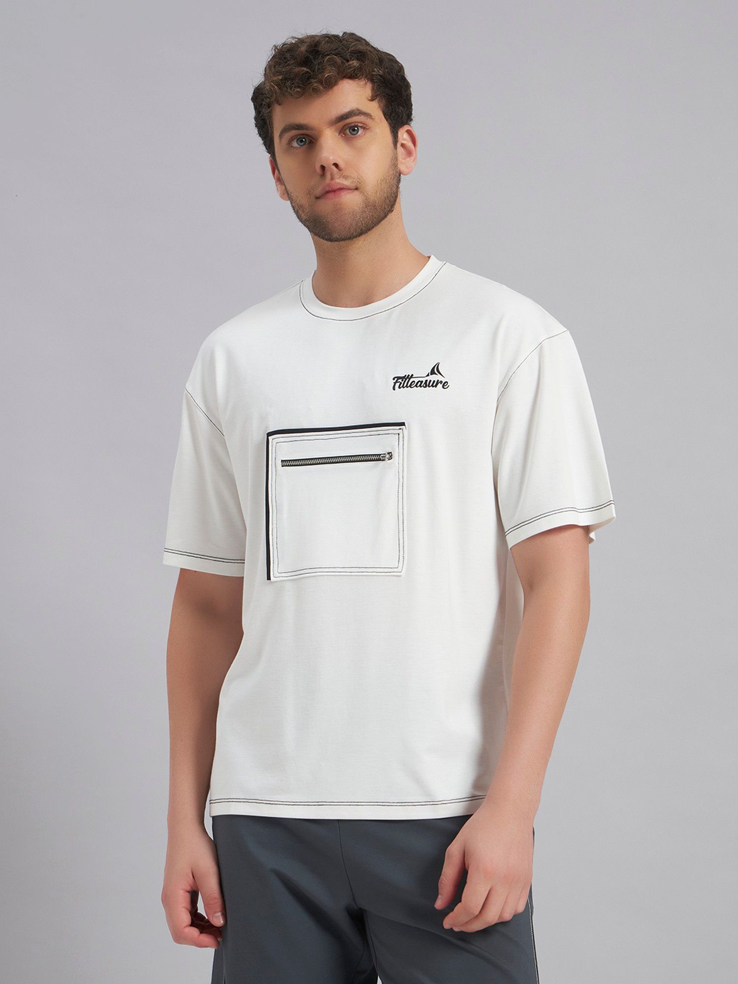 Fitleasure Off White Main Character Oversized T-Shirt