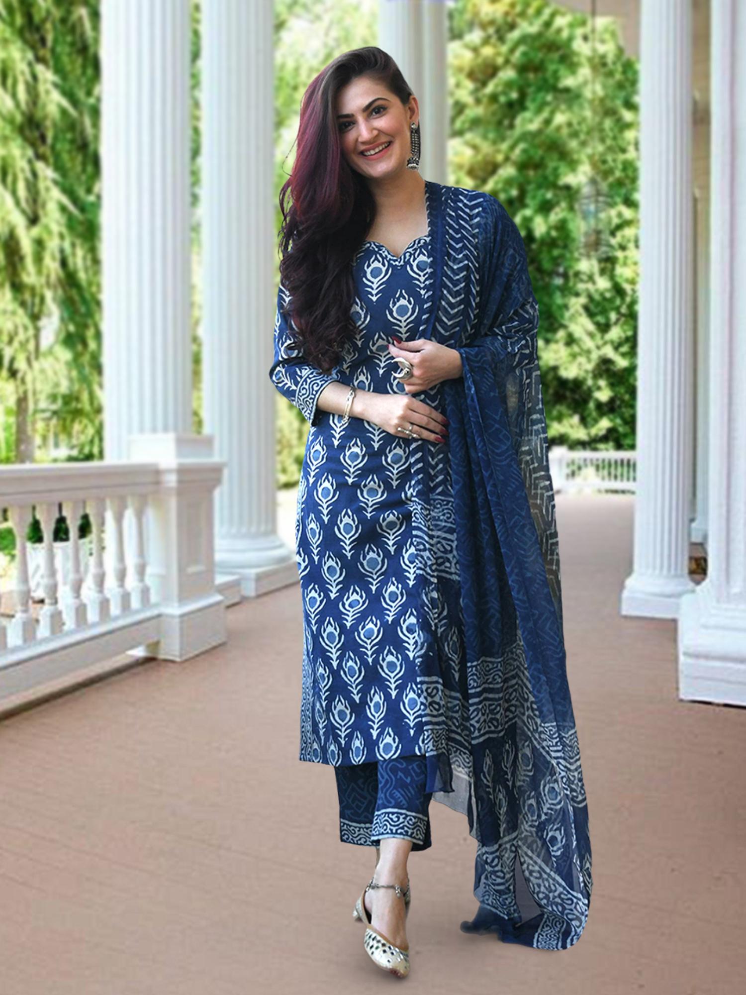 Gahan Womens Blue Floral Printed Kurta with Pant & Dupatta