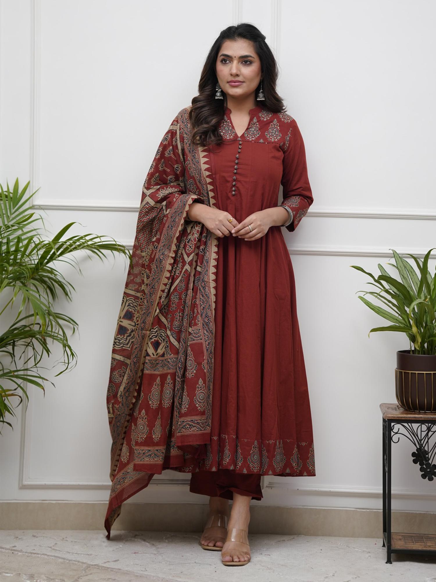 Gahan Womens Viscose Rayon Straight Printed Anarkali Kurta with Pant & Dupatta