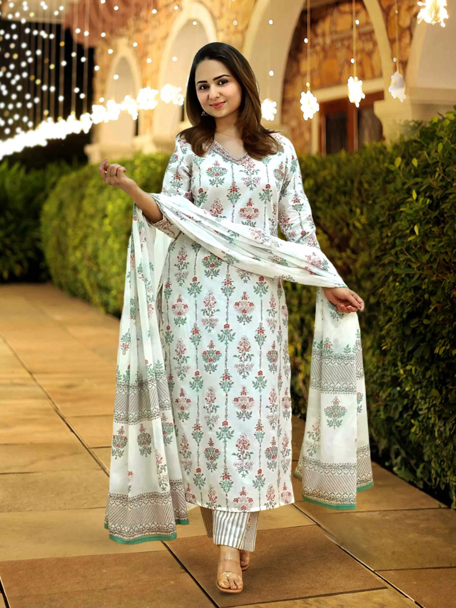 Gahan Womens White Floral Printed Kurta with Pant & Dupatta