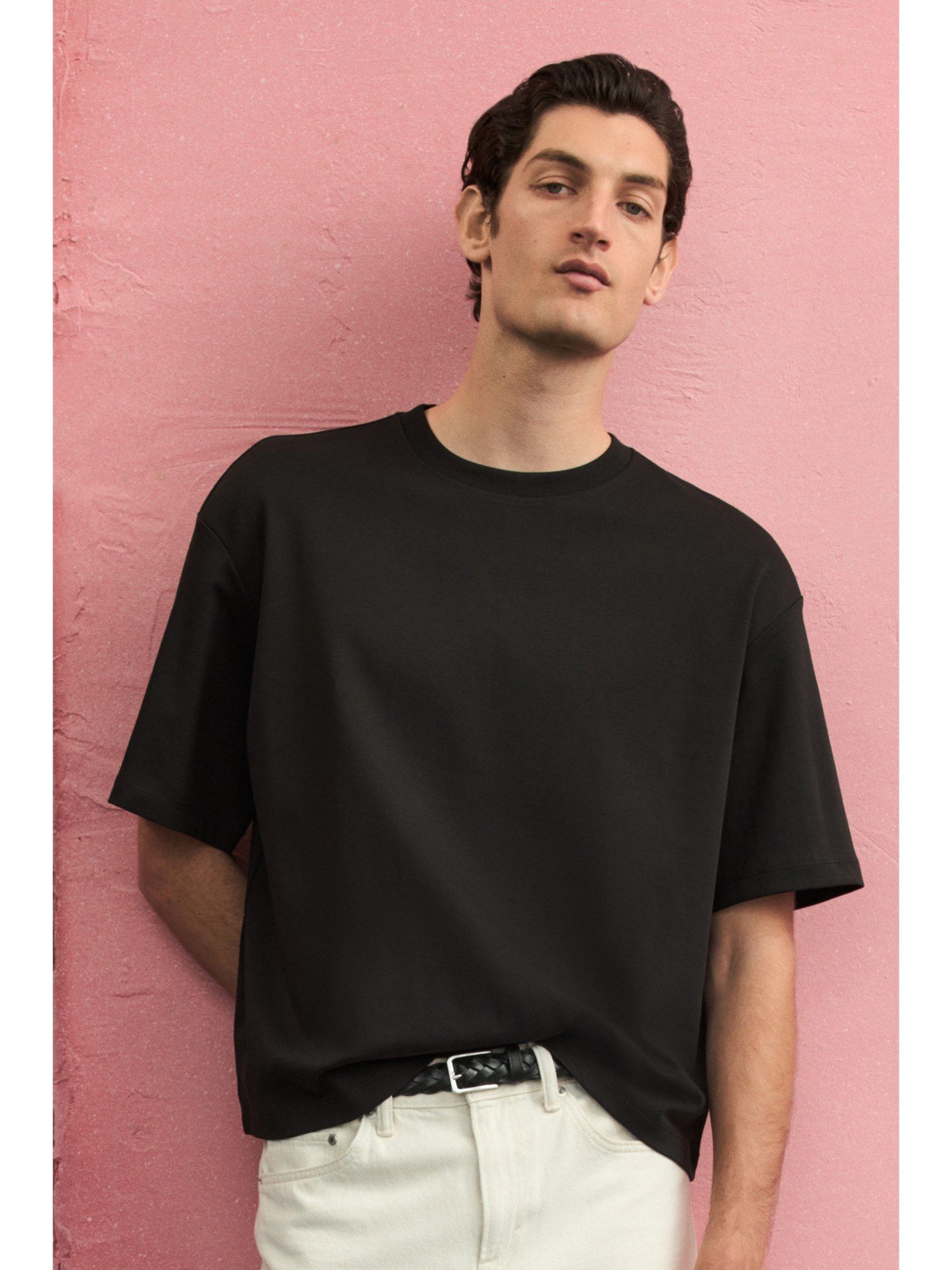 H&M Men Black Loose Fit Boxy-Style T-Shirt