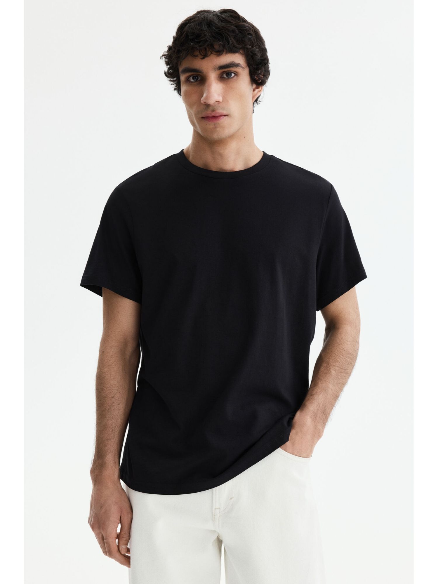 H&M Men Black Regular Fit Round-Neck T-Shirt