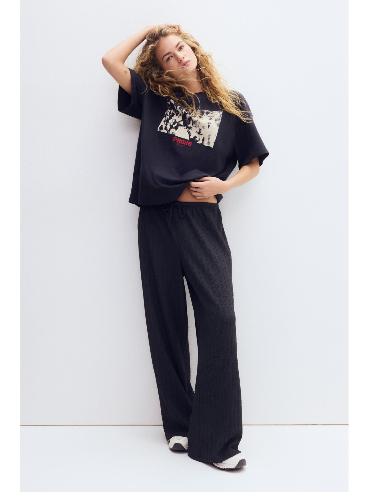 H&M Women Grey Textured Jersey Drawstring Pant