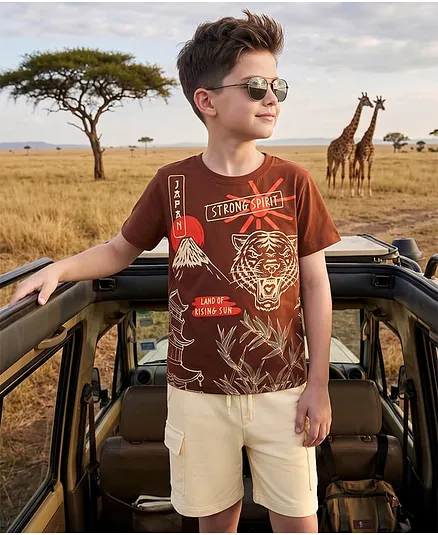 OLLINGTON ST. Sinker Knit Half Sleeves T-Shirt & Shorts Set With Tiger & Mountain Print - Multicolor