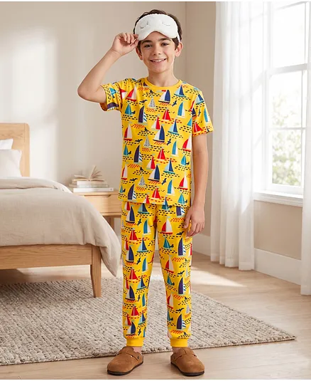 Pine Kids Cotton Knit Full Sleeves T-Shirt & Pyjama Co-Ord Night Suit With Boat Print - Yellow