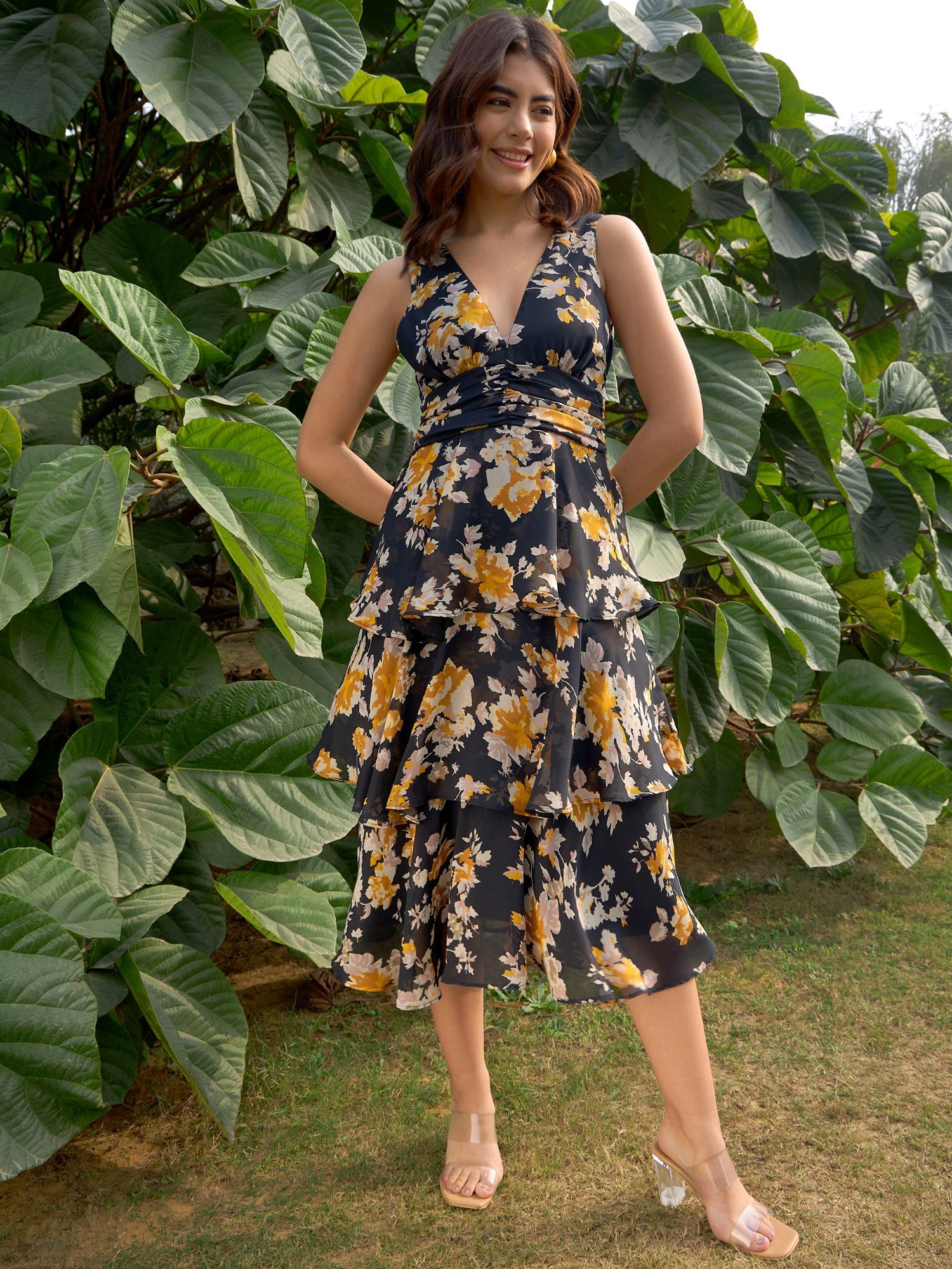 RARE Women Black V-Neck Floral Printed Midi Dress