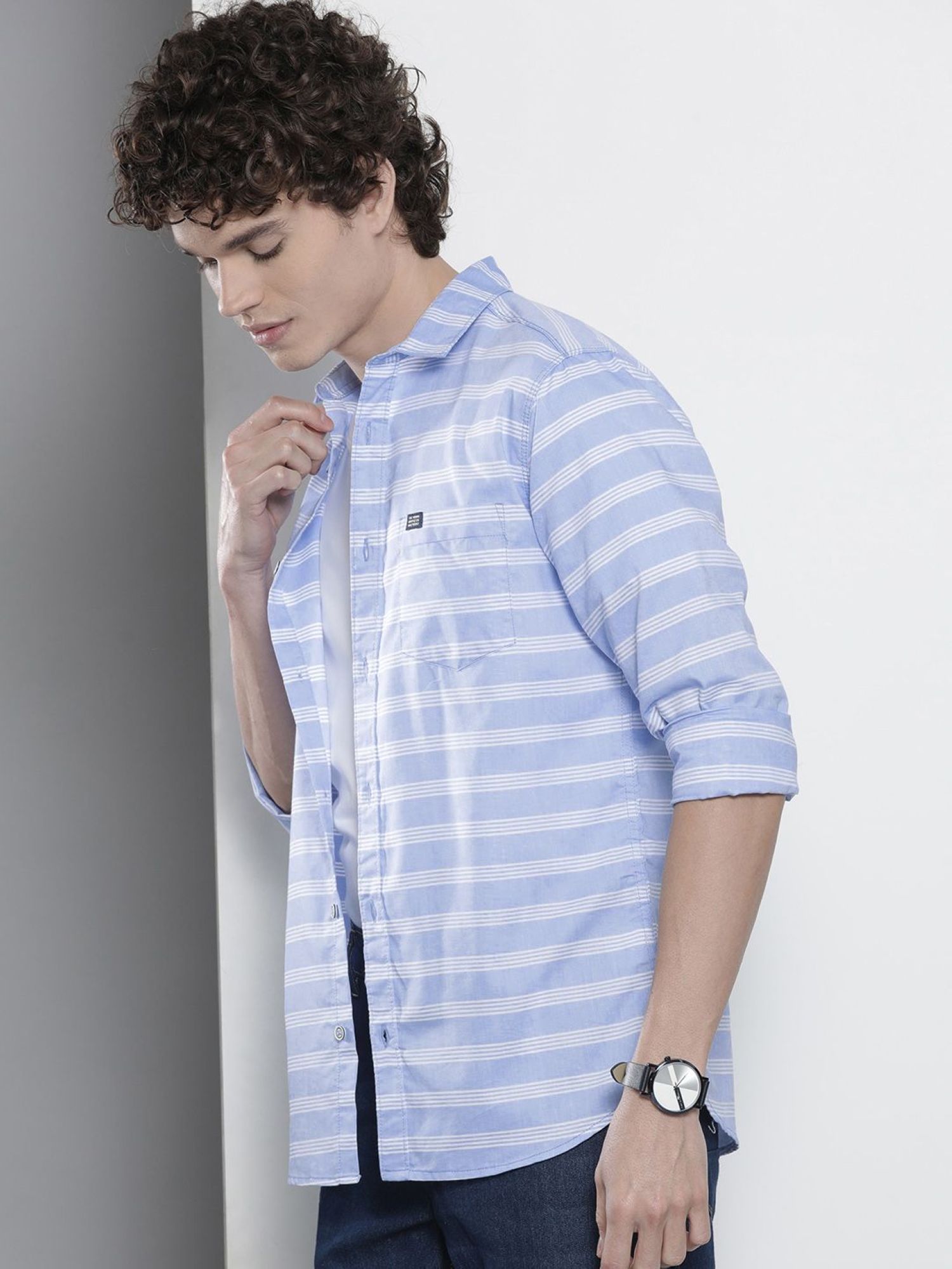 The Indian Garage Co Men's Slim Fit Striped Cutaway Collar Casual Shirt