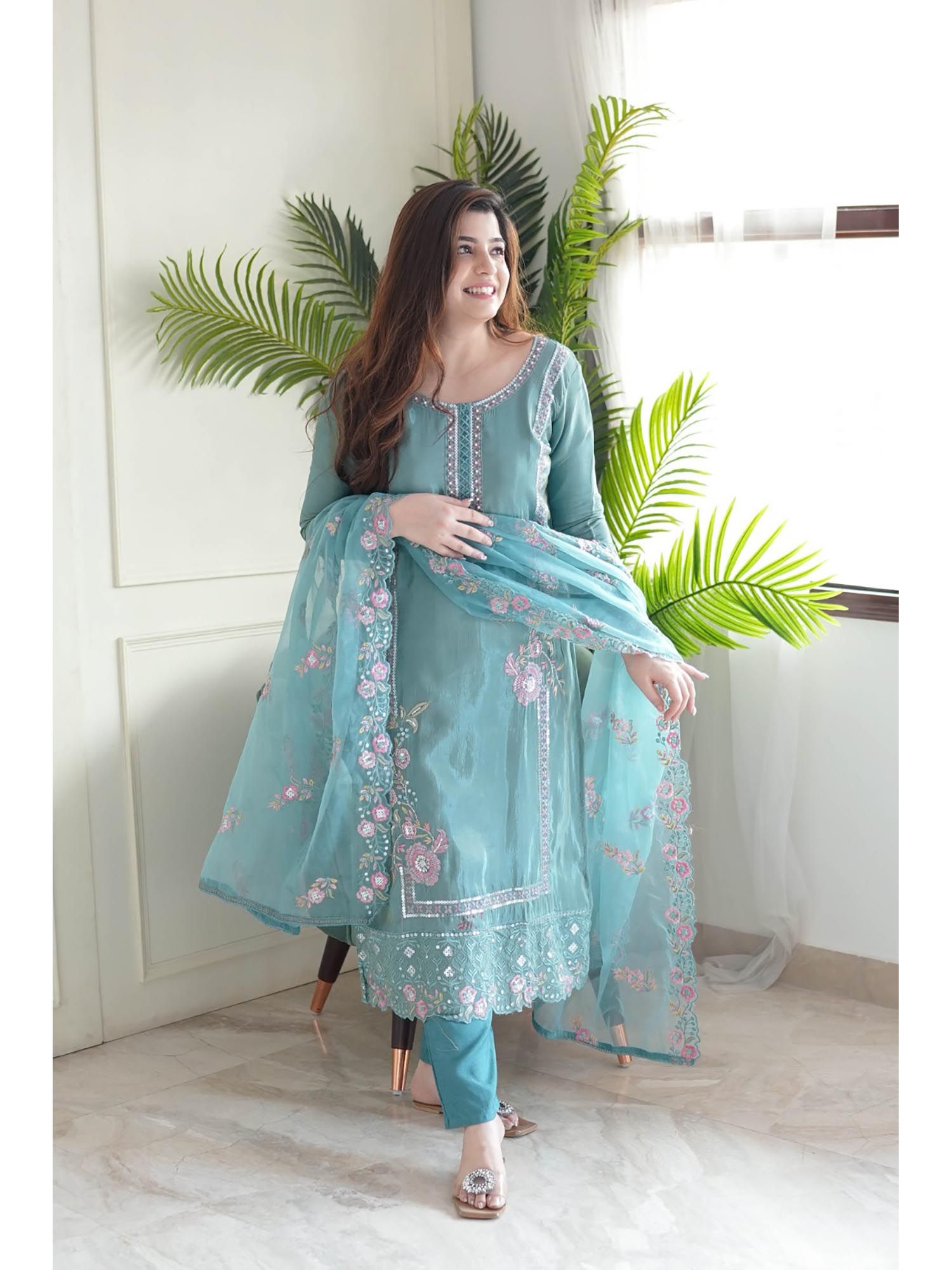 Wedani Blue Floral Kurta with Pant and Dupatta