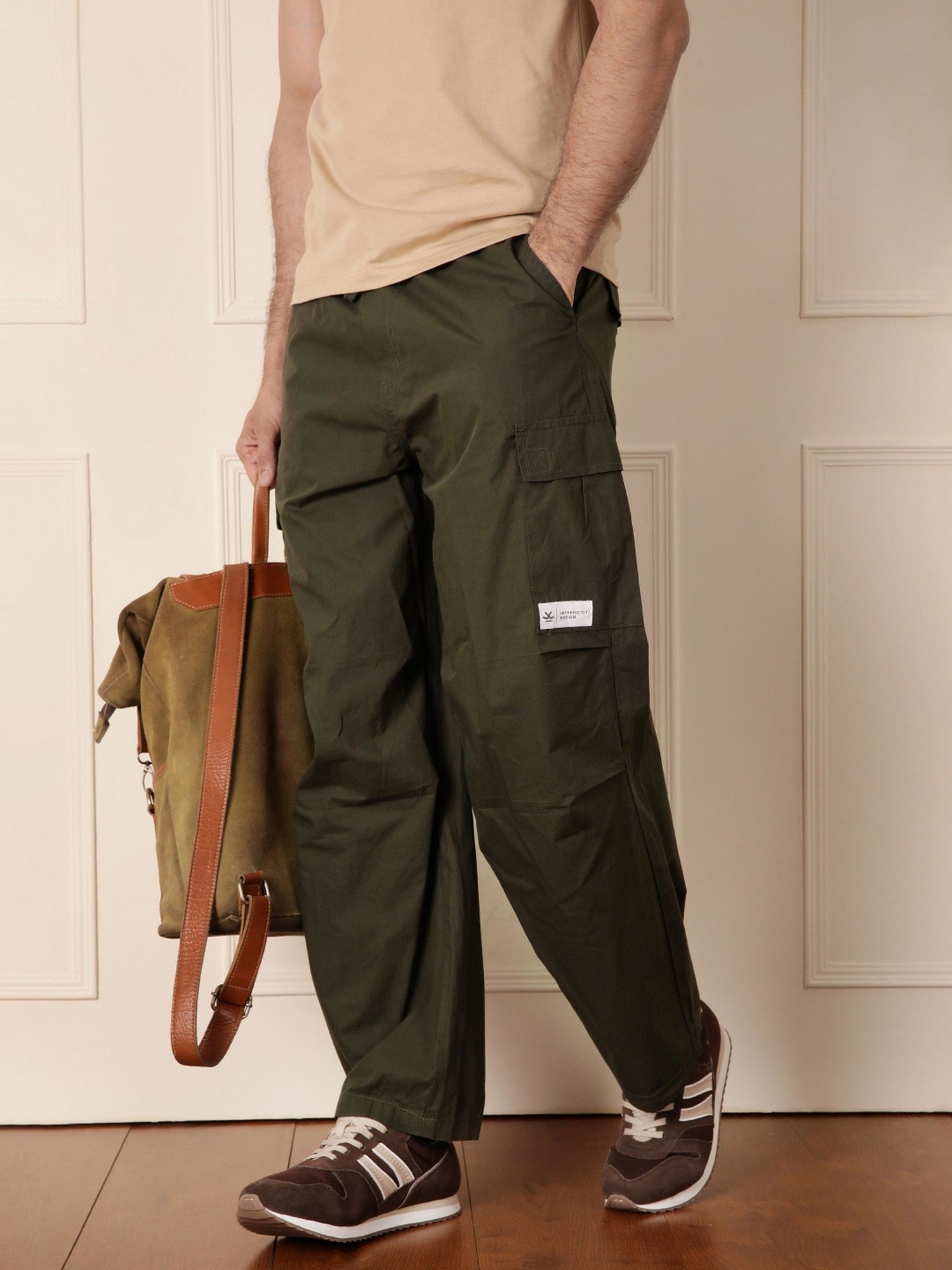 WROGN Men Solid Olive Parachute Cargo Trouser