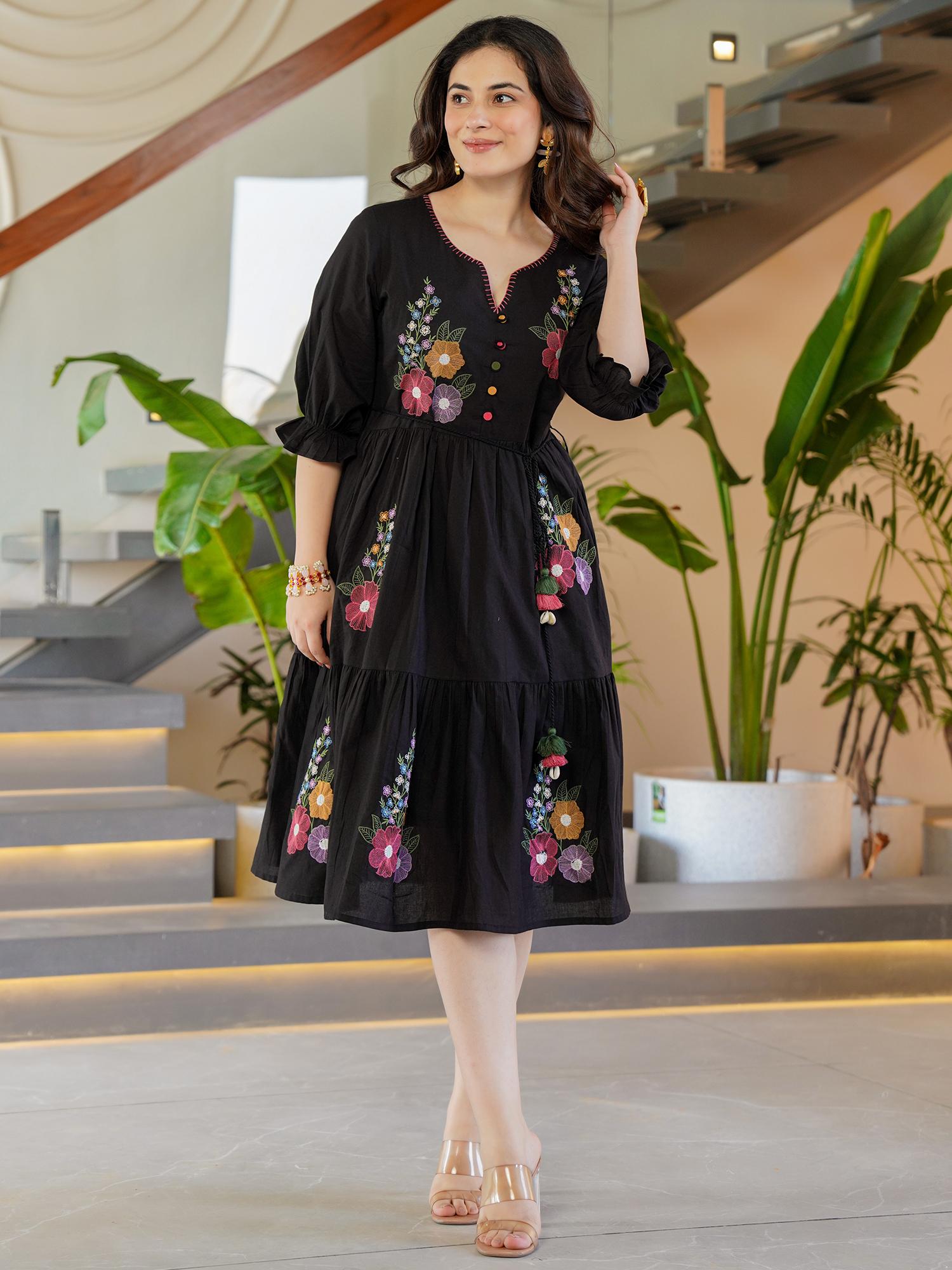 ZUMMER Black Embroidered Flared Midi Dress